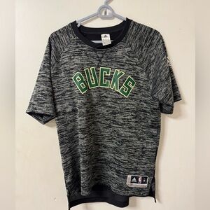 ADIDAS NBA Official Milwaukee Bucks Men’s Pullover Shirt